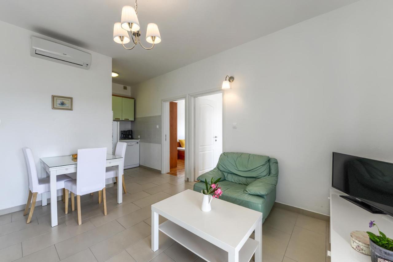Appartamento Zara 1 Kruševo Esterno foto